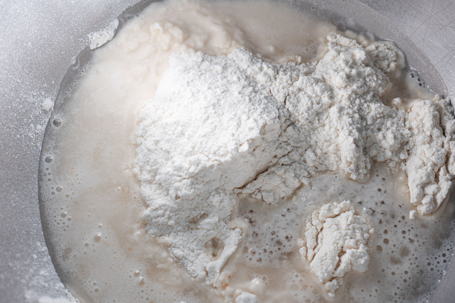 How to Autolyse Pizza Dough: A Guide to Better Crust with Less Work